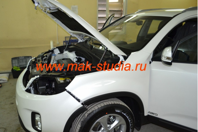 Антигравийная плёнка на авто - надёжная защита