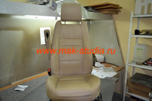 Перетяжка салона Range Rover Sport