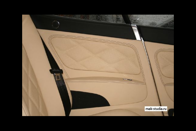 Перетяжка кожей салона Bentley