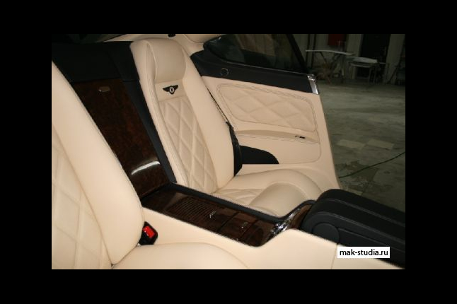 Перетяжка кожей салона Bentley